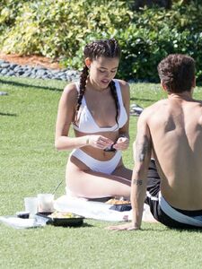 Madison Beer Sexy Camel Toe Bikini Set LATEST Leaked