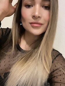 Mia Karina exclusive onlyfans leaked nudes