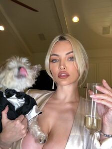 lindseypelas exclusive onlyfans leaked nudes