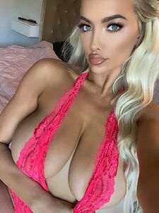 lindseypelas exclusive onlyfans leaked nudes