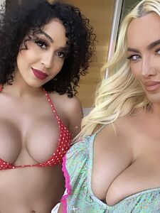 lindseypelas exclusive onlyfans leaked nudes