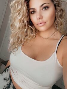 lunaskye9 exclusive onlyfans leaked nudes