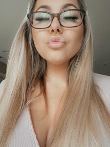 lunaskye9 exclusive onlyfans leaked nudes