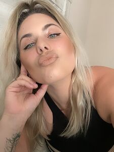 lunaskye9 exclusive onlyfans leaked nudes