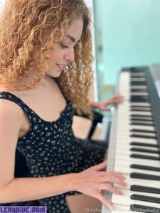 teenbrazilianbabe exclusive onlyfans leaked nudes