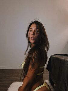 Arab Honey new hot onlyfans leaked nudes