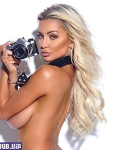 Lindsey Pelas latest onlyfans leaked nudes