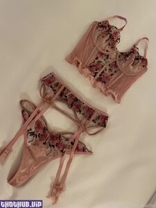 mia karina new hot onlyfans leaked nudes