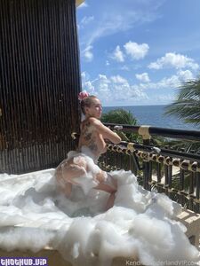 kendra sunderland onlyfans leaks nude photos