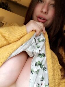 Mia Woods onlyfans leaks nude photos