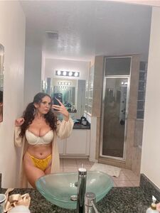 Lauramariexoxo onlyfans leaks nude photos