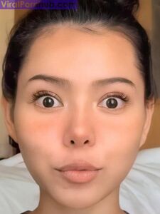 Bella Poarch Sexy Close Up Pics