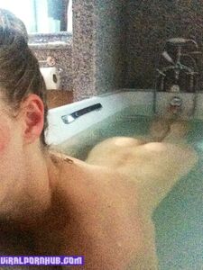 Amanda Seyfried Nude Photos And Sex Tape Leaked