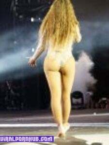 Beyonce Sextape & Nudes Photos Leaked