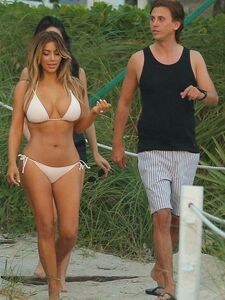 Kim Kardashian Candid Bikini Beach Set Leaked