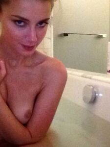 Sexy Amber Heard Nude Leaks