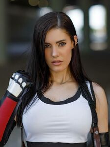 Erin Olash Final Fantasy Tifa Cosplay Set Leaked