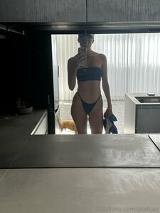 Utahjaz sexy babe onlyfans pics