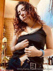 Rionawhelan Nude Boobs And Booty Leaks Onlyfans Album