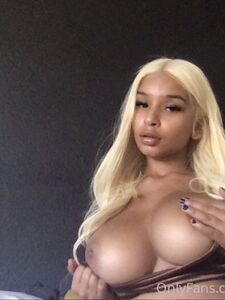 thumbalinaxxx exclusive onlyfans leaked nudes